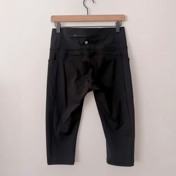 Lululemon Mind Over Miles Crop 17” in Black (10) - Picture 10 of 10
